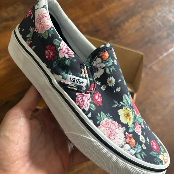 NWT Floral slip on Vans - Picture 1 of 5